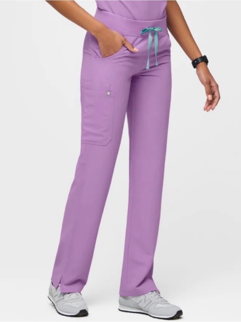 FIGS Kade Cargo Straight Leg Scrub Pants Lilac Dawn #2959 Sz Medium - Picture 2 of 11